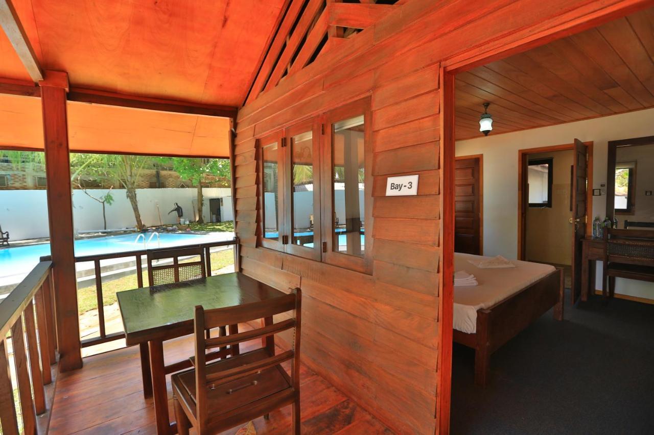 Arugambay Podbay Hotel Arugam Bay Exterior photo